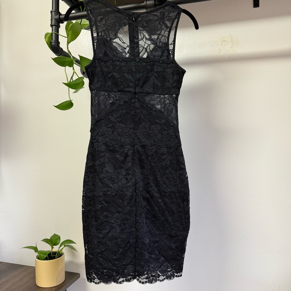 GUESS Silvana Black Floral Lace Cutout Bodycon Mini Dress Sleeveless XS - Picture 6 of 11
